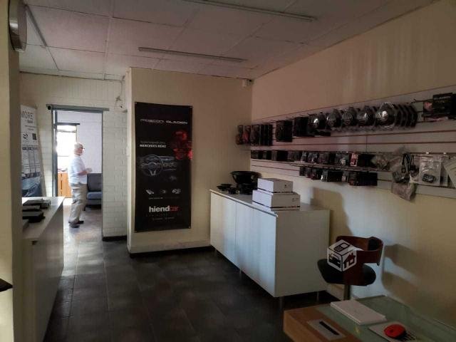 Galpón Comercial Industrial en la Reina