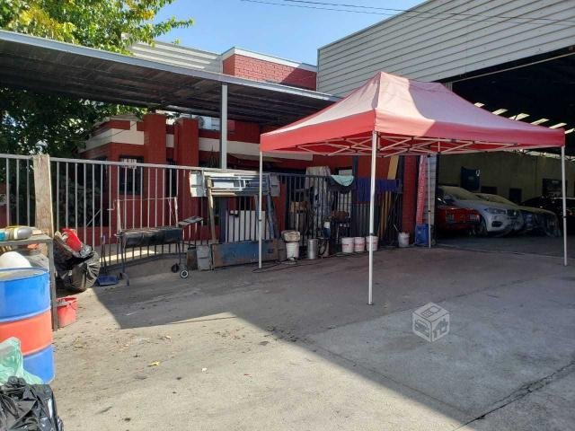 Galpón Comercial Industrial en la Reina