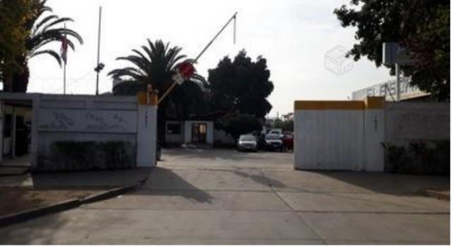 Gran propiedad industrial Renca