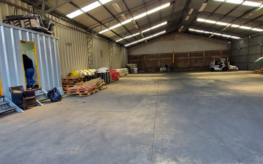 Bodega Industrial condominio lado Costanera Norte
