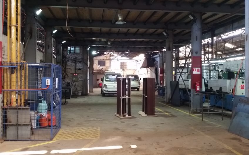 Galpón Industrial Estación Central Jotabeche 1900 M2