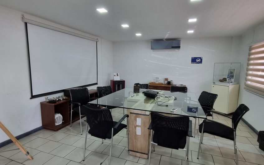 GALPON INDUSTRIAL EN QUILICURA  4.000 m2