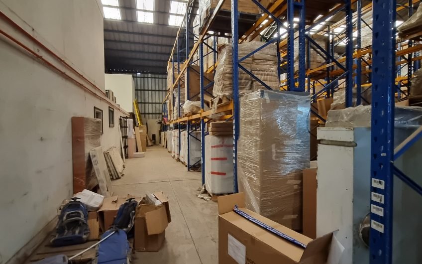 GALPON INDUSTRIAL EN QUILICURA  4.000 m2
