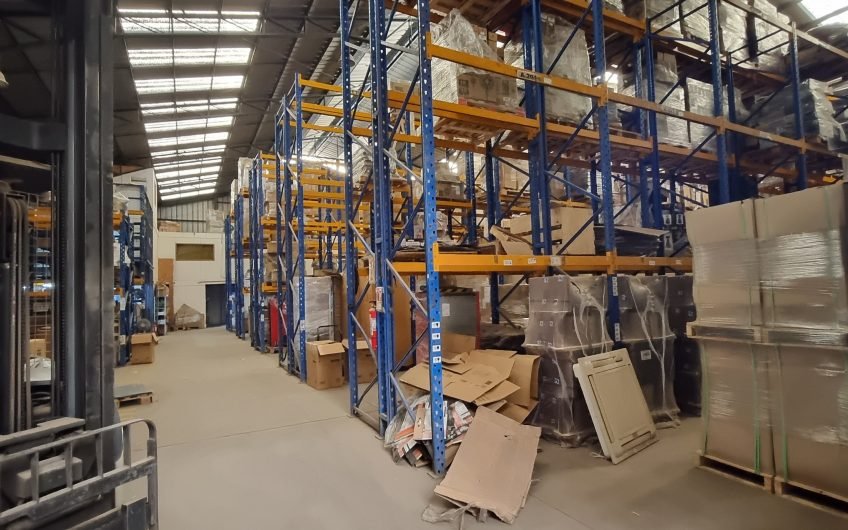 GALPON INDUSTRIAL EN QUILICURA  4.000 m2