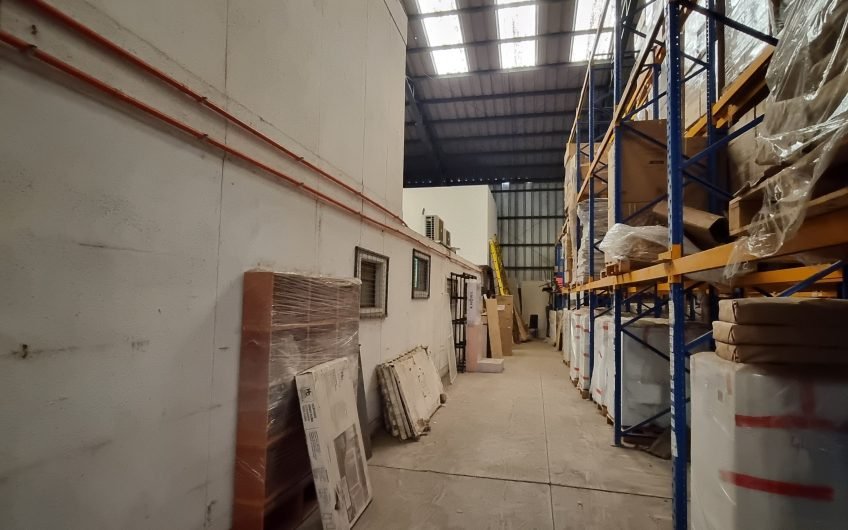 GALPON INDUSTRIAL EN QUILICURA  4.000 m2