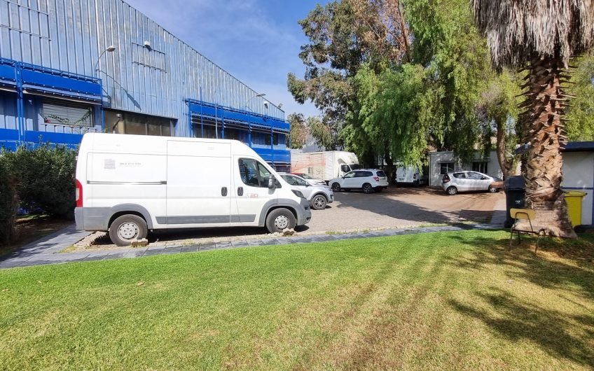 GALPON INDUSTRIAL EN QUILICURA  4.000 m2