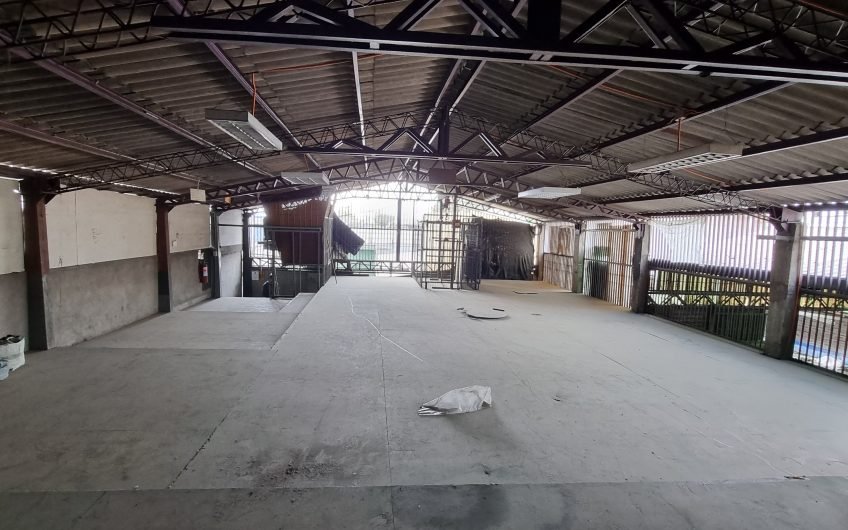 GALPON INDUSTRIAL EN VENTA SAN JOAQUIN 1000 M2