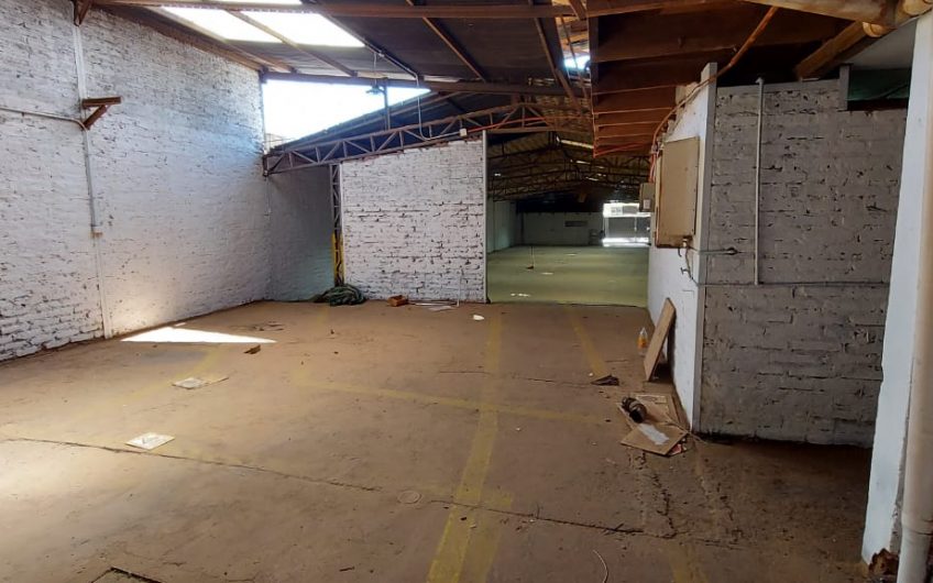 GALPON INDUSTRIAL ARRIENDO LO ESPEJO 580 M2