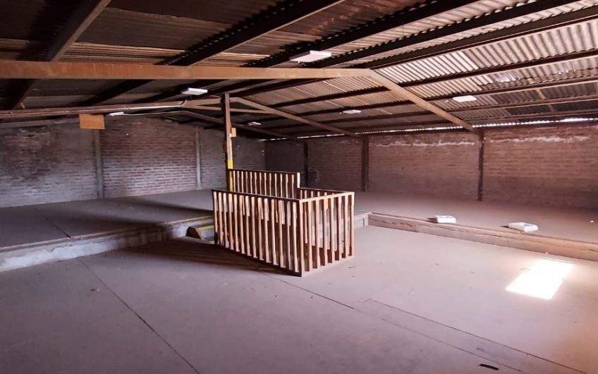GALPON INDUSTRIAL ARRIENDO LO ESPEJO 580 M2