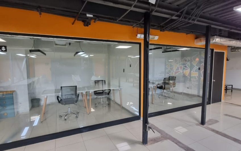 GRAN LOCAL COMERCIAL, EX CINE EN  GALERIA ALESSANDRI 1200 M2
