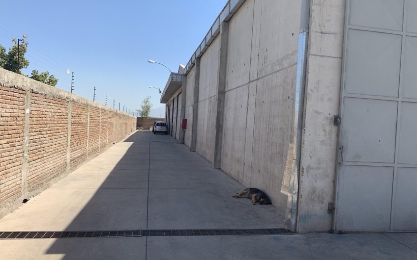 GALPON INDUSTRIAL CONDOMINIO QUILICURA 200 M2