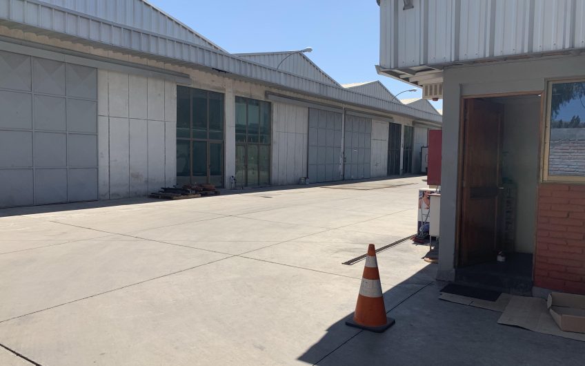 GALPON INDUSTRIAL CONDOMINIO QUILICURA 200 M2