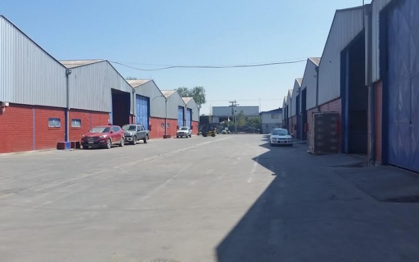 Galpón Industrial en Condominio Colina , 400 M2