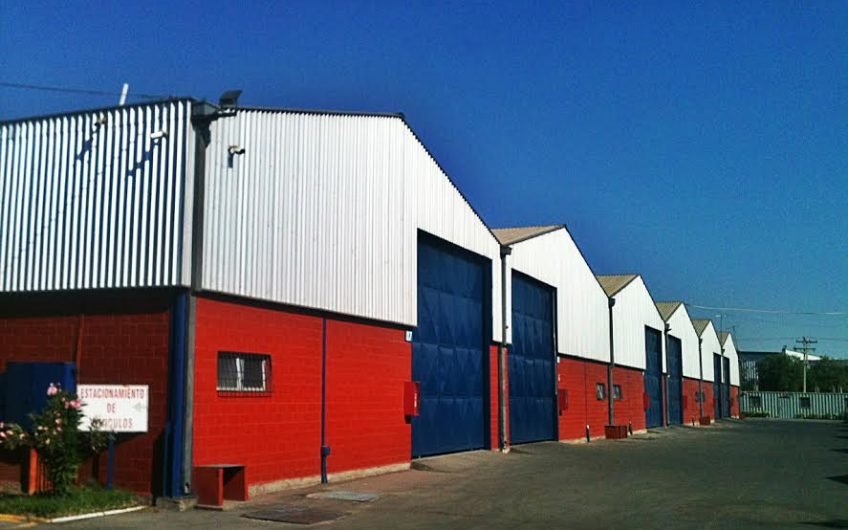 Galpón Industrial en Condominio Colina , 400 M2