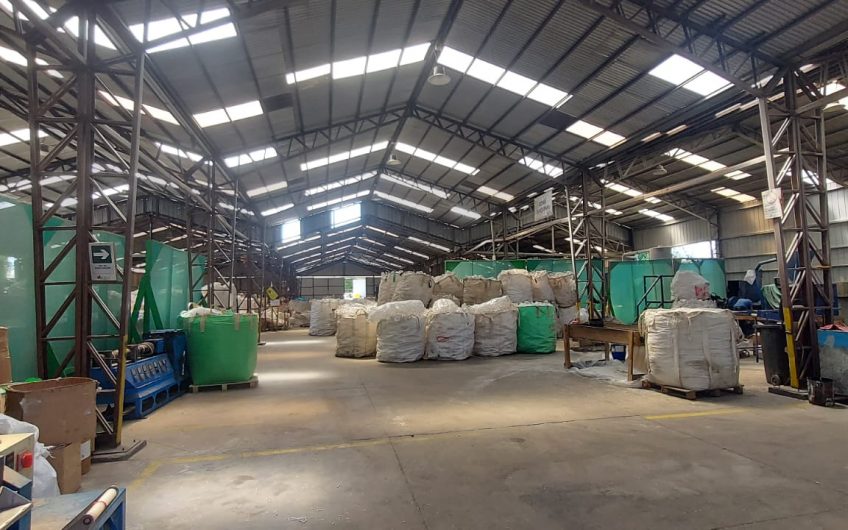 GALPON INDUSTRIAL LA PINTANA 1700 M2