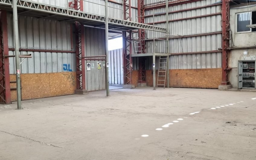 GALPON INDUSTRIAL EN RENCA 300 M2  CONDOMINIO