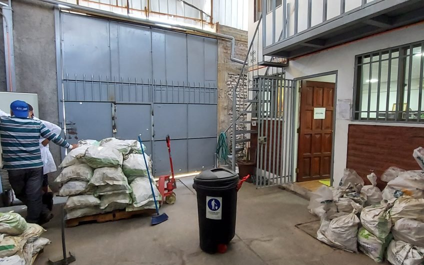 GALPON INDUSTRIAL EN QUINTA NORMAL CALLE NEPTUNO 305 M2