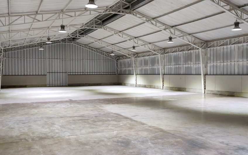 GALPON INDUSTRIAL ARRIENDO SAN RAMON 1000 M2