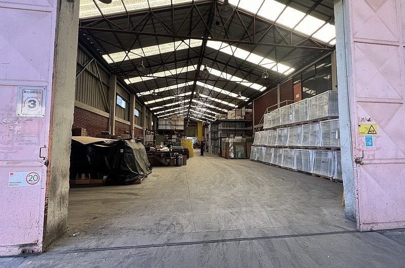 PROPIEDAD INDUSTRIAL MACUL ARRIENDO 520 UF