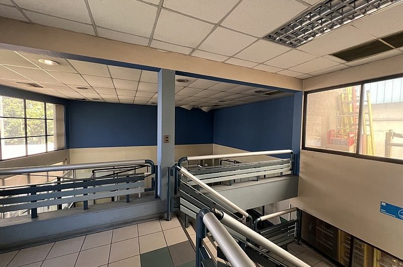 PROPIEDAD INDUSTRIAL MACUL ARRIENDO 520 UF