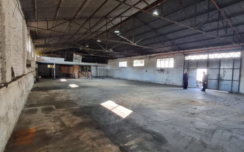 GALPON INDUSTRIAL SAN BERNARDO 1400 M2