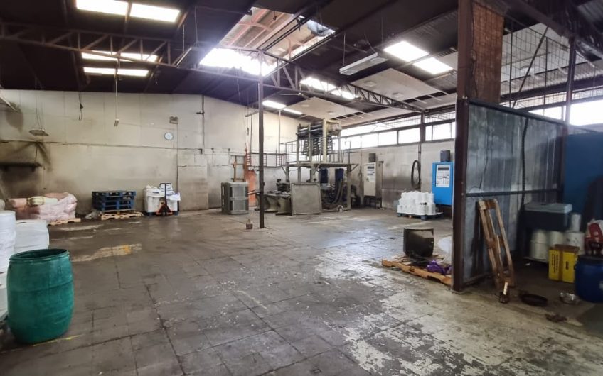 GALPON INDUSTRIAL SAN BERNARDO 1400 M2