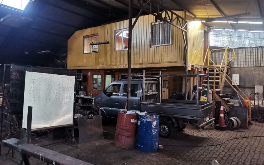 GALPON INDUSTRIAL EN LA GRANJA 400 M2