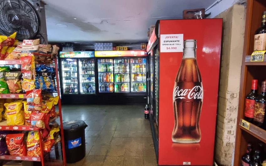 LOCAL  DISTRIBUIDORA LICORES QUILICURA