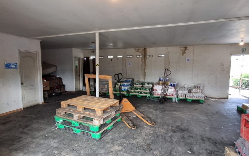 LOCAL  DISTRIBUIDORA LICORES QUILICURA