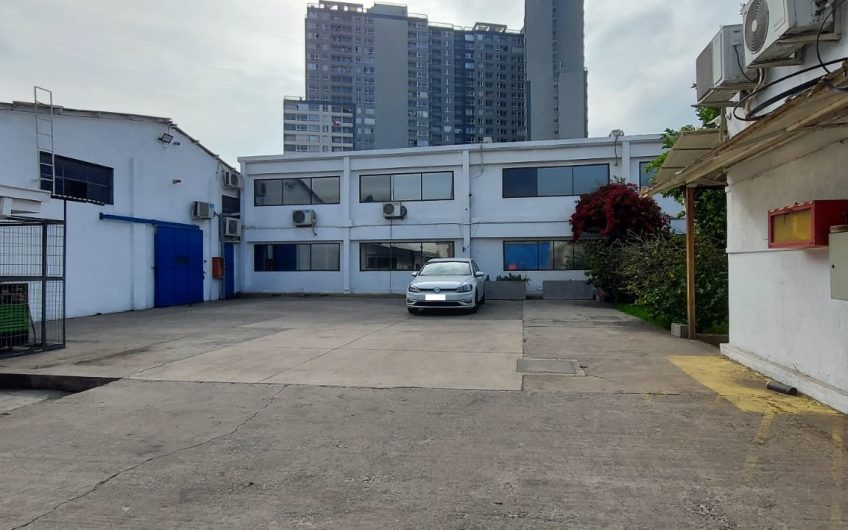 GALPON INDUSTRIAL EN VENTA INDEPENDENCIA
