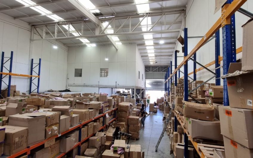 BODEGA INDUSTRIAL ARRIENDO CONDOMINIO RENCA