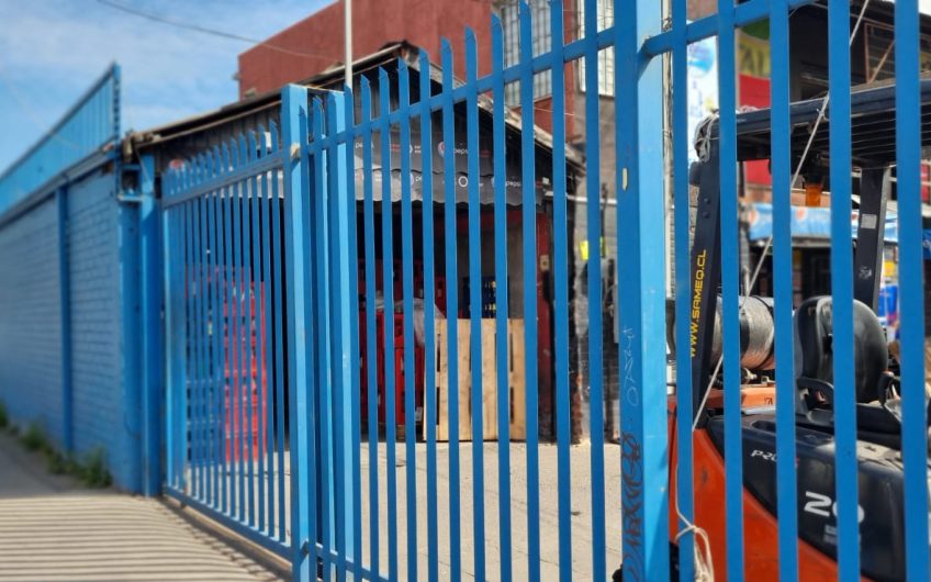 LOCAL  DISTRIBUIDORA LICORES QUILICURA