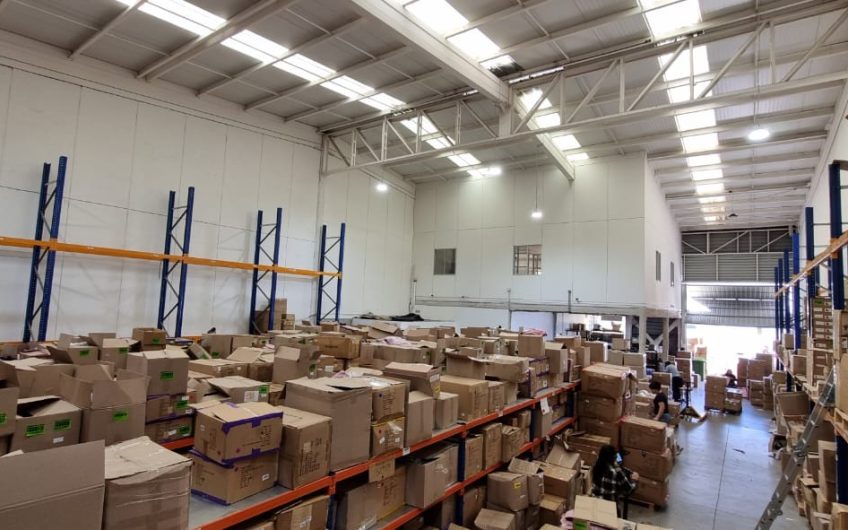 BODEGA INDUSTRIAL ARRIENDO CONDOMINIO RENCA