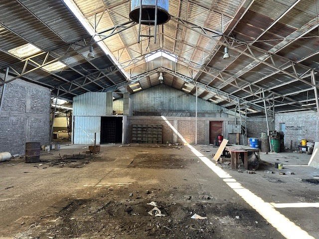 GALPON INDUSTRIAL EN BUIN ARRIENDO