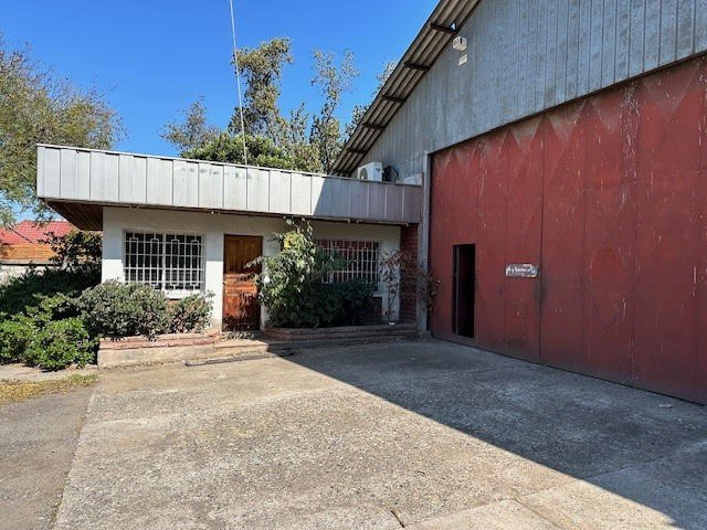 GALPON INDUSTRIAL EN BUIN ARRIENDO