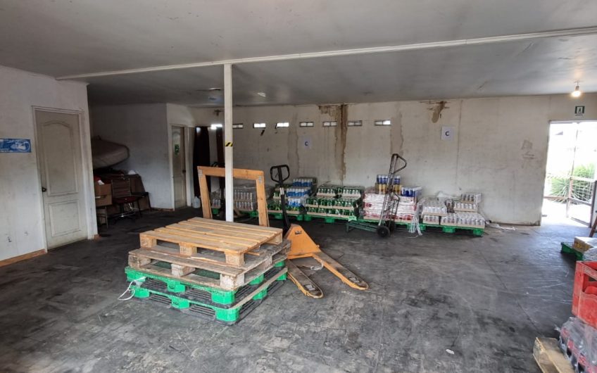 LOCAL  DISTRIBUIDORA LICORES QUILICURA