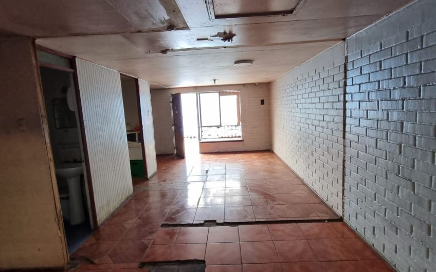 LOCAL  DISTRIBUIDORA LICORES QUILICURA