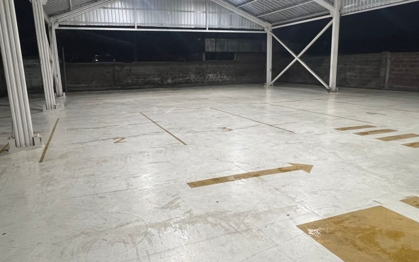 GALPON INDUSTRIAL 700 M2 ARRIENDO VESPUCIO ESQUINA PANAMERICANA