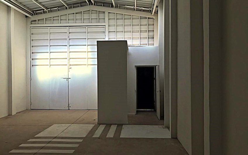 BODEGA COMERCIAL SANTA ROSA ARRIENDO