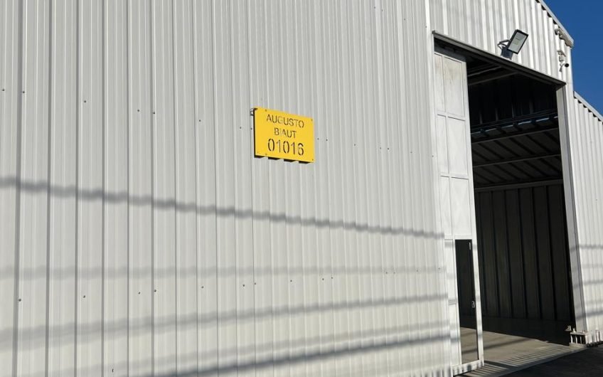GALPON INDUSTRIAL 700 M2 ARRIENDO VESPUCIO ESQUINA PANAMERICANA