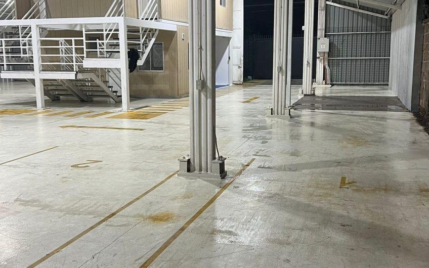 GALPON INDUSTRIAL 700 M2 ARRIENDO VESPUCIO ESQUINA PANAMERICANA