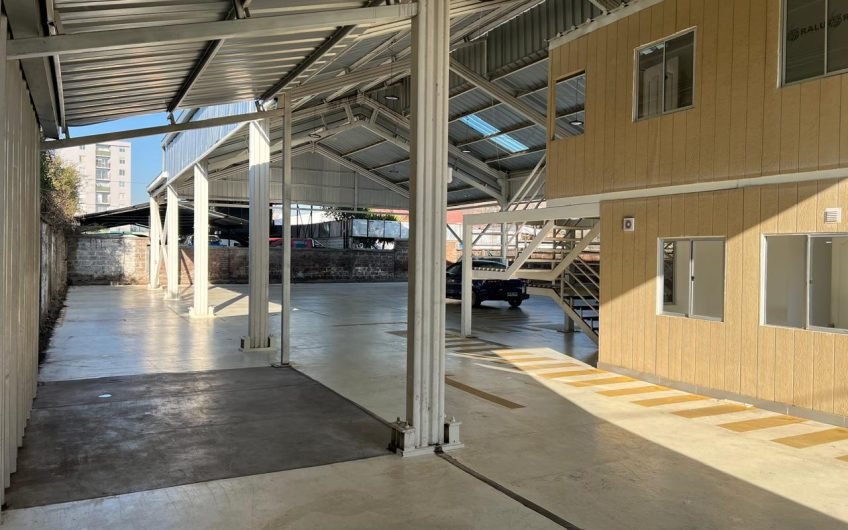 GALPON INDUSTRIAL 700 M2 ARRIENDO VESPUCIO ESQUINA PANAMERICANA