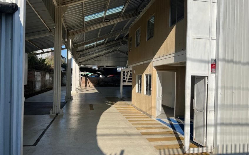 GALPON INDUSTRIAL 700 M2 ARRIENDO VESPUCIO ESQUINA PANAMERICANA