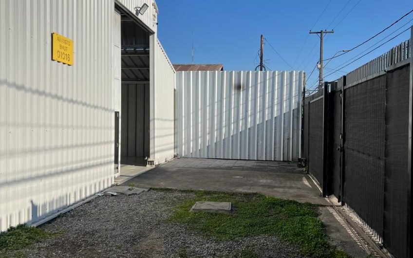 GALPON INDUSTRIAL 700 M2 ARRIENDO VESPUCIO ESQUINA PANAMERICANA
