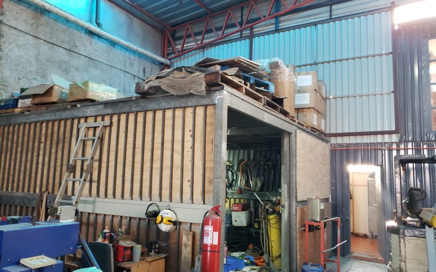GALPON INDUSTRIAL VILANA LAMPA