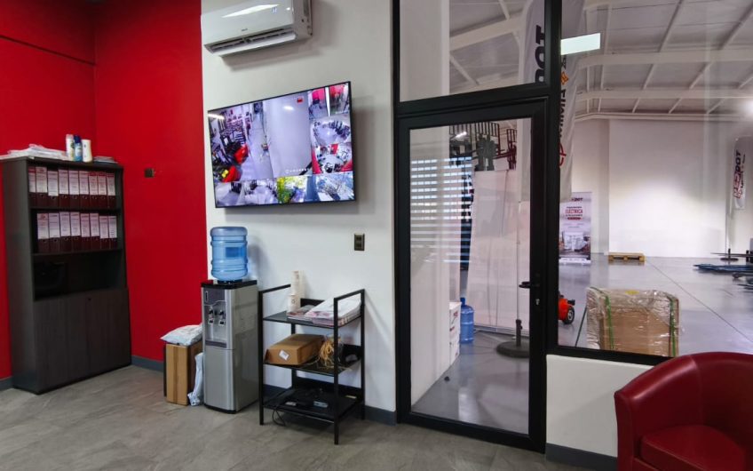 GALPON COMERCIAL EN SANTIAGO