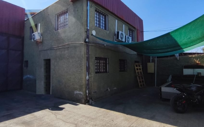 Galpón industrial en venta Quinta Normal