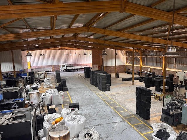 Propiedad Industrial  arriendo La Pintana