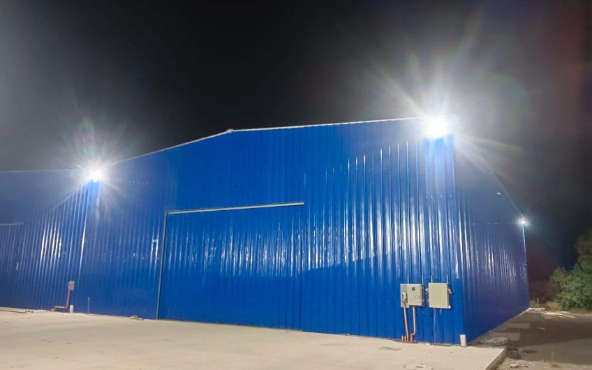 GALPON INDUSTRIAL LAMPA  1800 M2