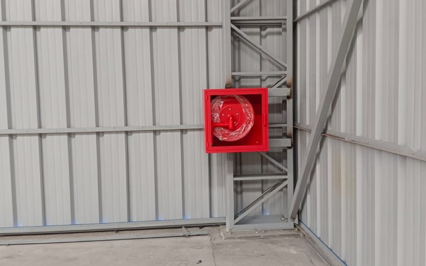 GALPON INDUSTRIAL LAMPA  1800 M2